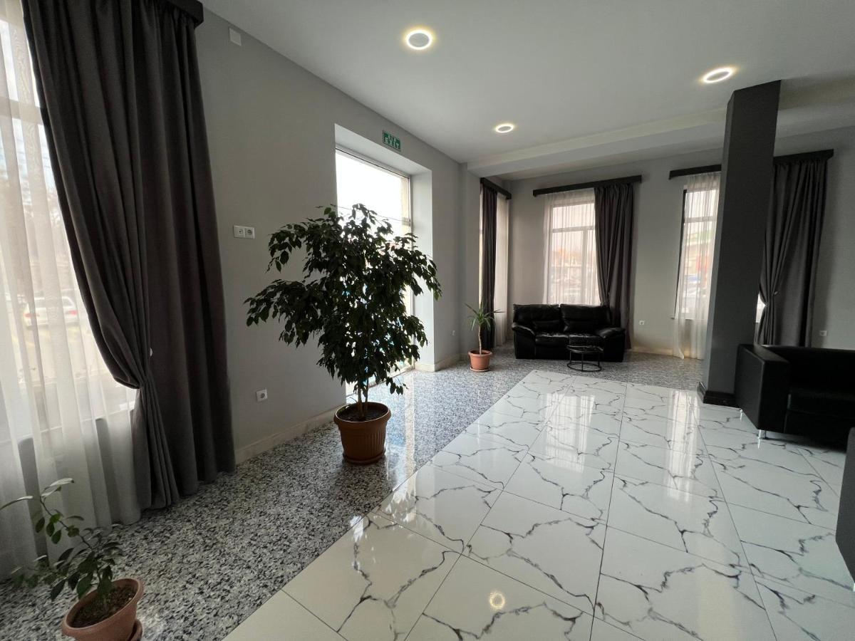 Rp Hotel Yerevan Luaran gambar