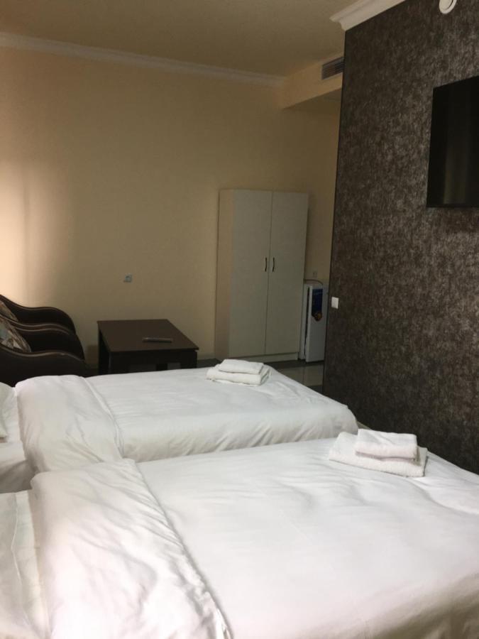 Rp Hotel Yerevan Luaran gambar