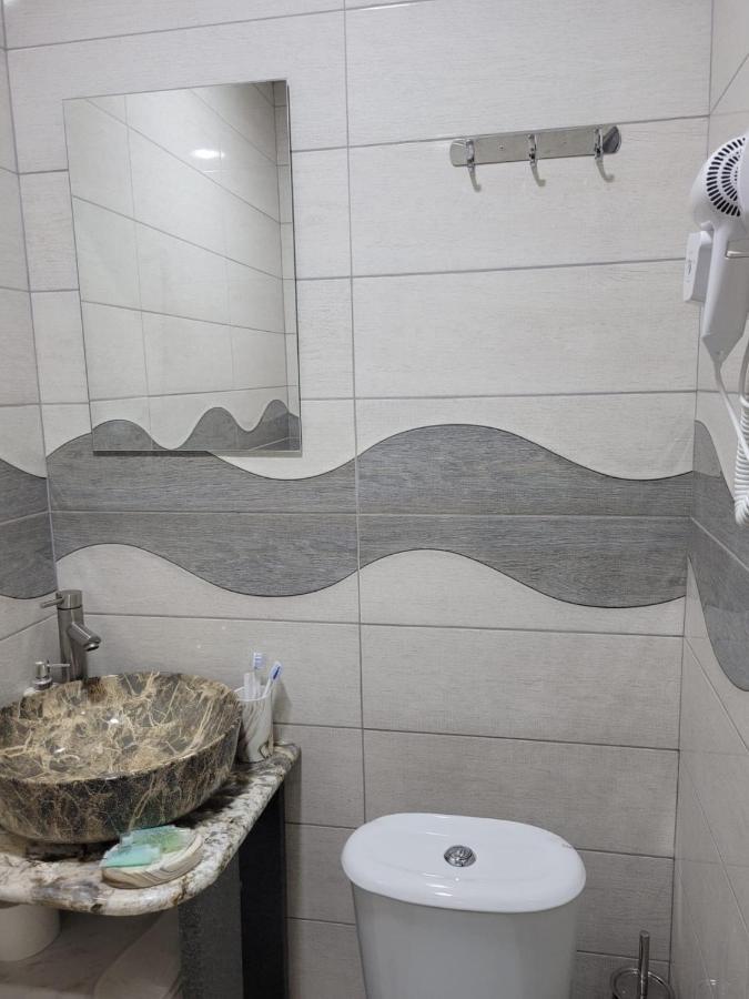 Rp Hotel Yerevan Luaran gambar